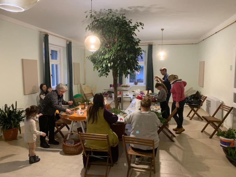 Parokia Apartman Es Coworking A Balaton Mellett Kaptalantoti المظهر الخارجي الصورة