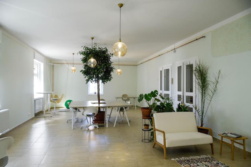 Parokia Apartman Es Coworking A Balaton Mellett Kaptalantoti المظهر الخارجي الصورة