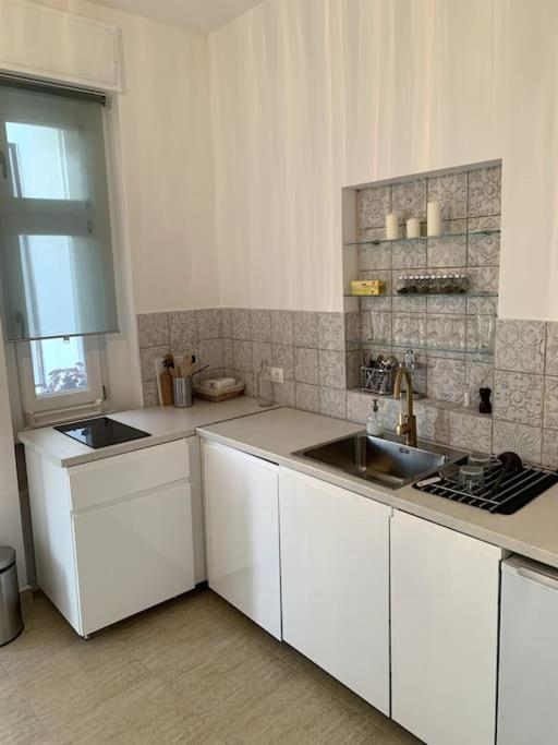 Parokia Apartman Es Coworking A Balaton Mellett Kaptalantoti المظهر الخارجي الصورة