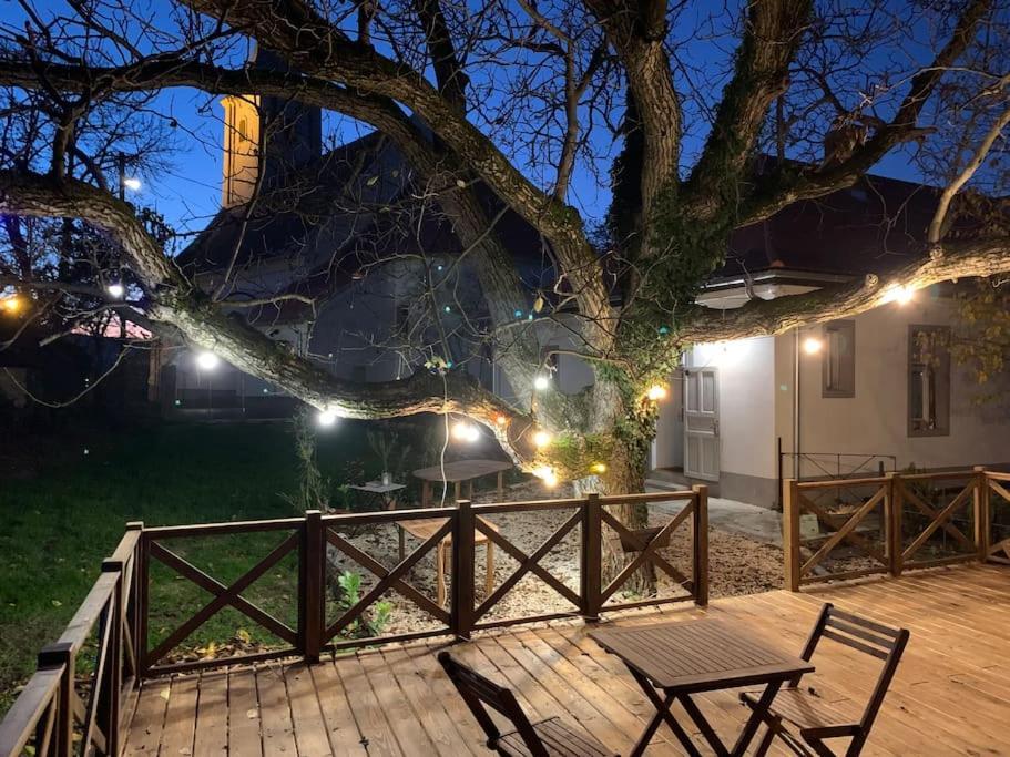 Parokia Apartman Es Coworking A Balaton Mellett Kaptalantoti المظهر الخارجي الصورة