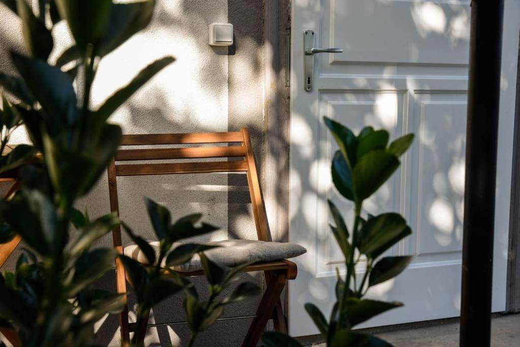 Parokia Apartman Es Coworking A Balaton Mellett Kaptalantoti المظهر الخارجي الصورة